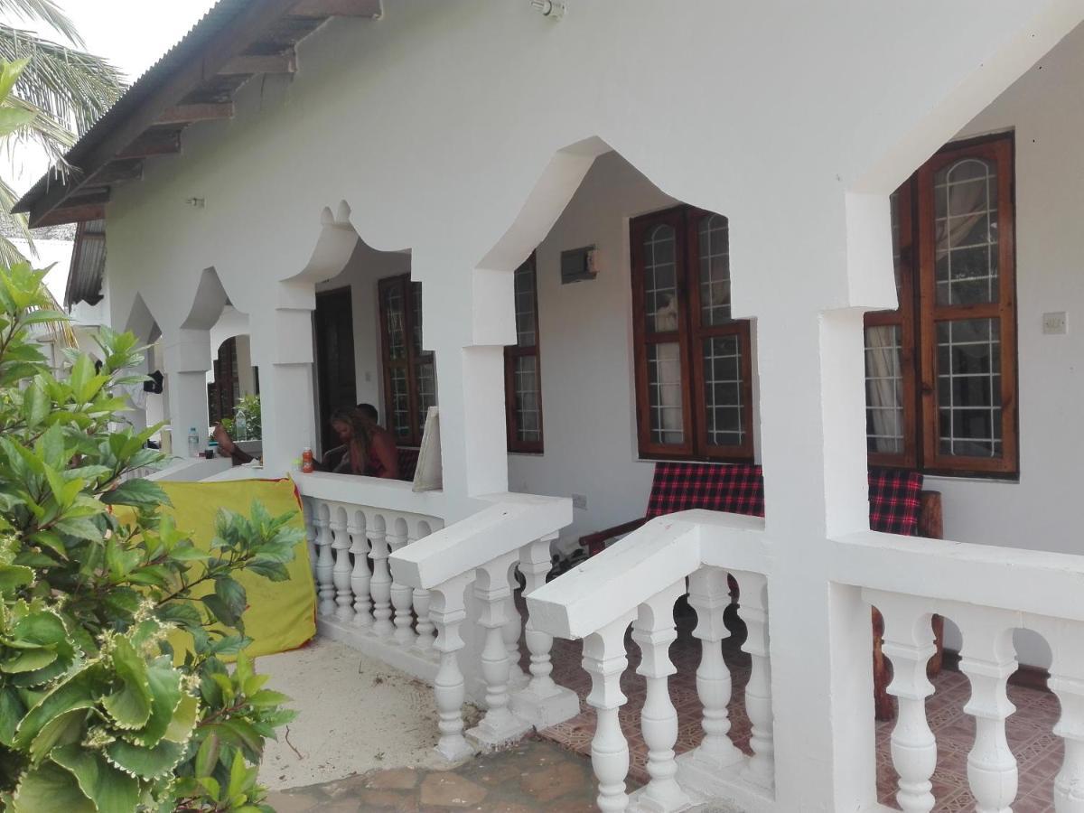 Bed and Breakfast Ames Нунгви Экстерьер фото