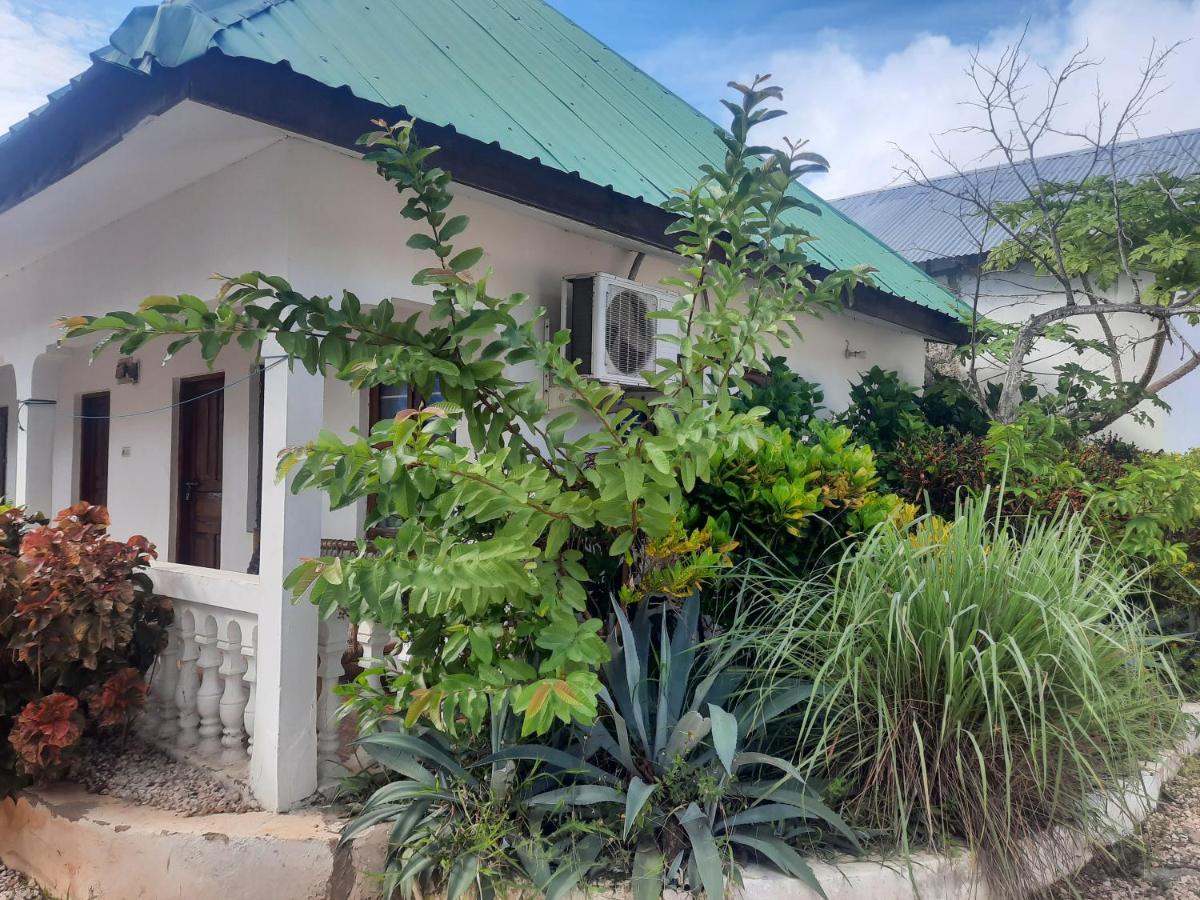 Bed and Breakfast Ames Нунгви Экстерьер фото